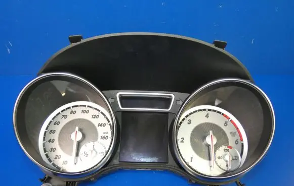 Mercedes-Benz CLA C117 X117 W117 Speedometer (instrument cluster) A1175004701