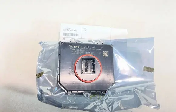 BMW X3 G01 Voltage converter/converter module 8491415