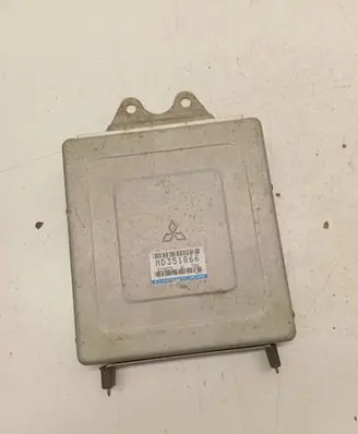 Mitsubishi Carisma Engine control unit/module MD351866 E2T68374