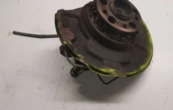 Mercedes-Benz CLS C219 Rear wheel hub