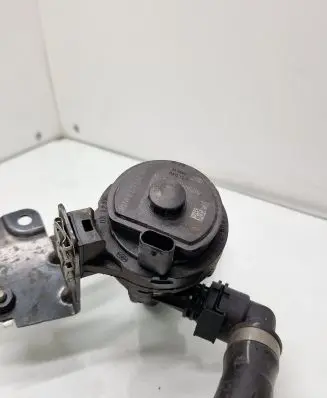 BMW 1 F20 F21 Electric auxiliary coolant/water pump 8671654