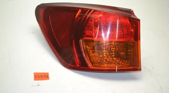 Lexus IS 220D-250-350 Rear/tail lights 13932