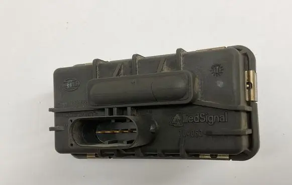 Mercedes-Benz S W220 Turbine electric control actuator 6NW008091 U1WD2M