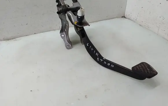 Honda Civic Brake pedal 4324X