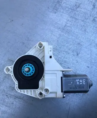 Audi A4 S4 B8 8K Front door window regulator motor 8K0959802A 10440240712