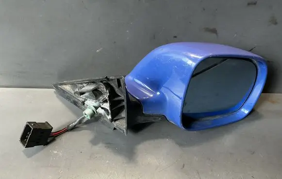 Audi A3 S3 8L Front door electric wing mirror E1010481