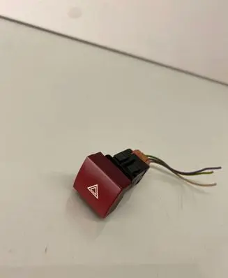 Citroen Berlingo Hazard light switch 68767