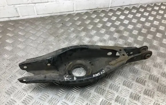 Lexus CT 200H Rear upper control arm/wishbone
