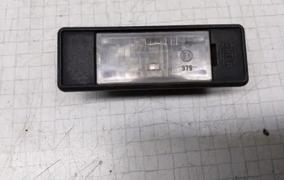 Nissan Primera Number plate light 2KA008224