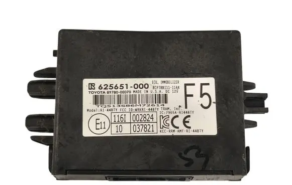Toyota Highlander XU50 Other control units/modules 897800E070 625651000