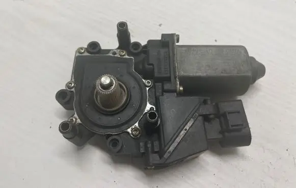 Audi A6 S6 C5 4B Sliding door window regulator with motor 7743000744 114185101 2410827