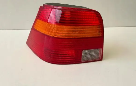 Volkswagen Golf IV Rear/tail lights 1J6945095