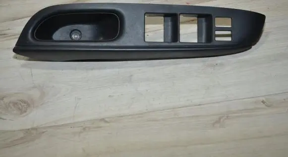 Nissan Note (E12) Front door interior handle trim 809613AR0A