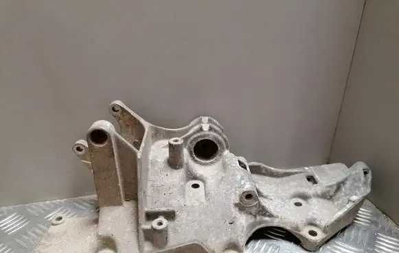 Volkswagen PASSAT B5.5 A/C compressor mount bracket 06B903143K