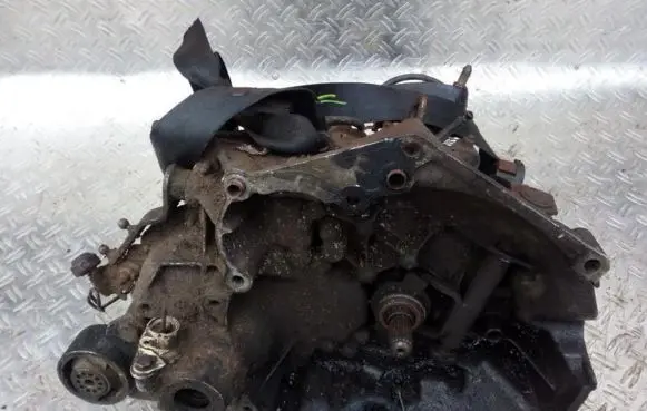 Peugeot 106 Manual 5 speed gearbox