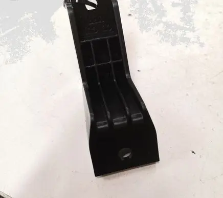 KIA Xceed Rear bumper mounting bracket 86633J7CA0