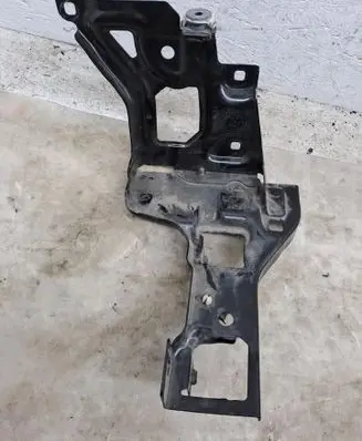 BMW X3 F25 Headlight/headlamp mounting bracket 7302532
