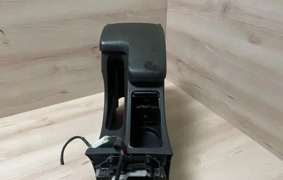 Alfa Romeo 159 Center console LS376513