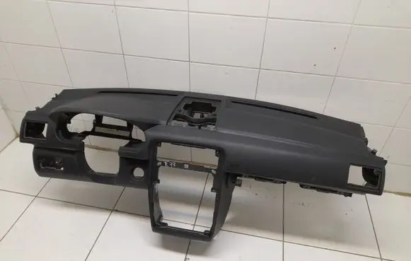 Mercedes-Benz B W245 Dashboard 10053409084000