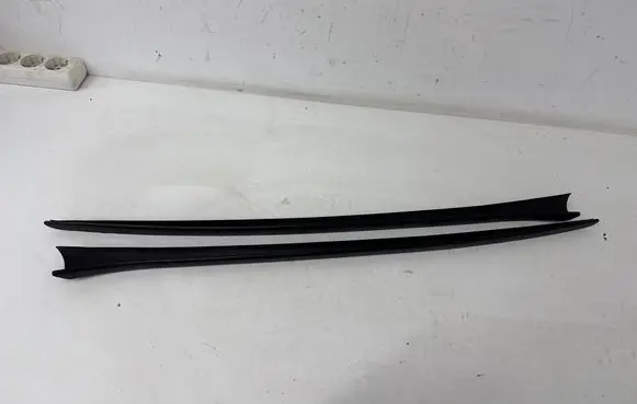 Audi Q3 8U Windshield trim 8U0854327