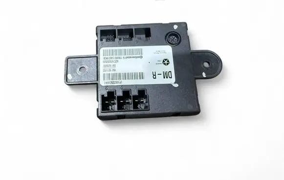 Chrysler Pacifica Sliding door control unit/module 68225096AF 68225096AE A2C7475250500