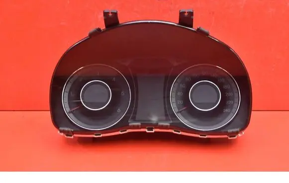 Speedometer (instrument cluster)
