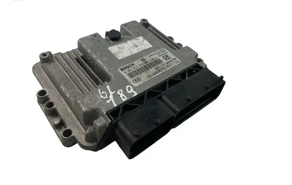 KIA Ceed Engine control unit/module ECU 391112A970 0281019544