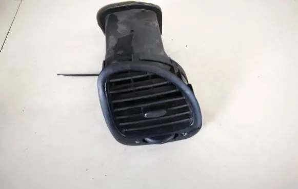 Ford Galaxy Dash center air vent grill 7m1819704f 95vwa018b08agw