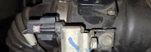 Suzuki Swift I Turbo solenoid valve
