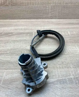 BMW X5 E70 Gear shift cable linkage 7575418 Emergencyrelease