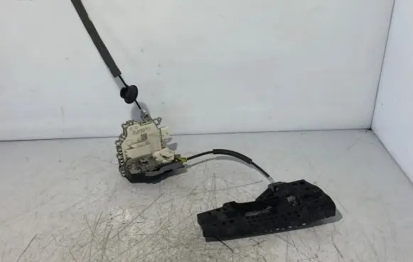 Audi A5 8T 8F Rear door lock JA68K0839016C 8K0839016C 8T02837886A