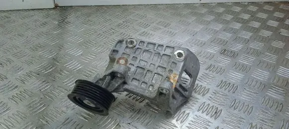 Volkswagen Touareg II Generator/alternator bracket 059903143AJ