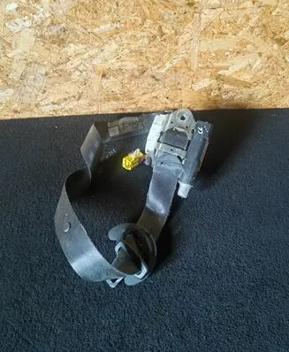 Volkswagen PASSAT CC Front seatbelt 3C1857706R