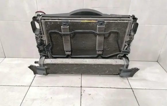 Mercedes-Benz CLS AMG C219 Radiator set A2115003202 A2195000516