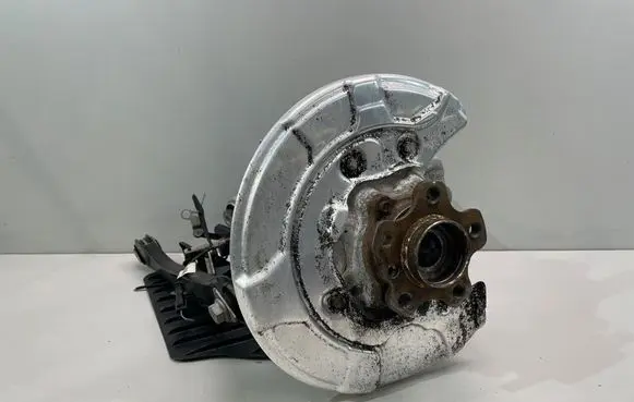 BMW 7 G11 G12 Rear wheel hub spindle/knuckle 6861136