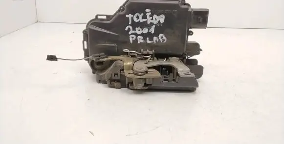 Seat Toledo II (1M) Front door lock