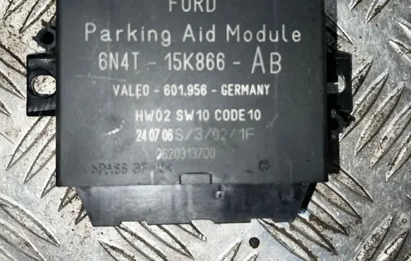 Ford Focus Parking PDC control unit/module 6N4T15K866AB 601956 D620313700