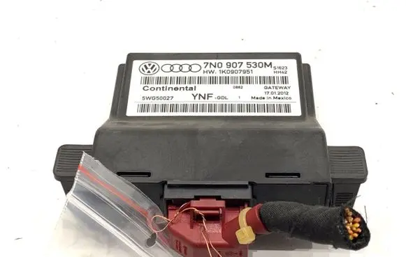 Volkswagen Jetta VI Gateway control module 7N0907530M