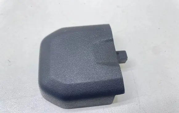 Volvo XC60 Front driver seat rail trim 8618808