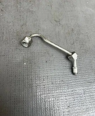 BMW 5 F10 F11 Fuel injector supply line/pipe