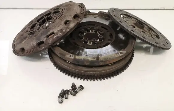 Lexus IS 220D-250-350 Clutch set kit 134500W060 312100W080 312500W070