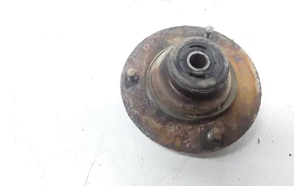 Land Rover Freelander Coil spring/strut mount 