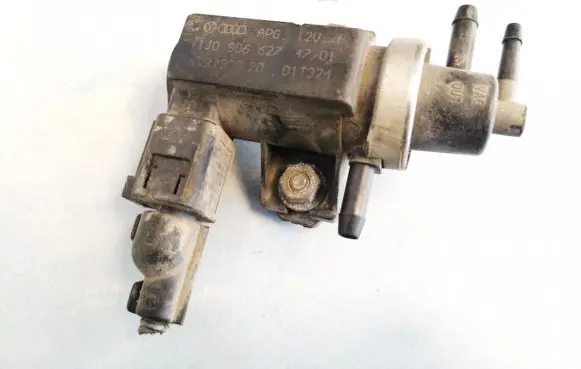 Seat Alhambra (Mk1) Turbo solenoid valve 1j0906627