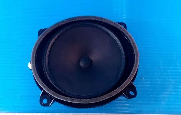 Toyota Sienna XL40 IV Front door speaker 861600E340 EAS18P113B