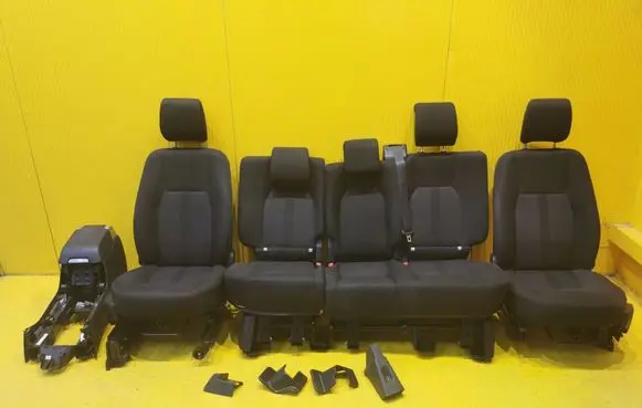 Land Rover Discovery 4 - LR4 Seat and door cards trim set 