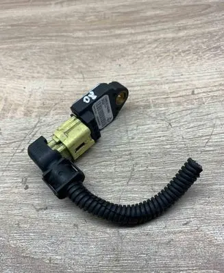 Mitsubishi Outlander Airbag deployment crash/impact sensor 8651A002 USED