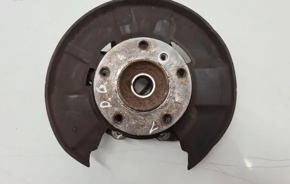 BMW 1 E81 E87 Rear wheel hub