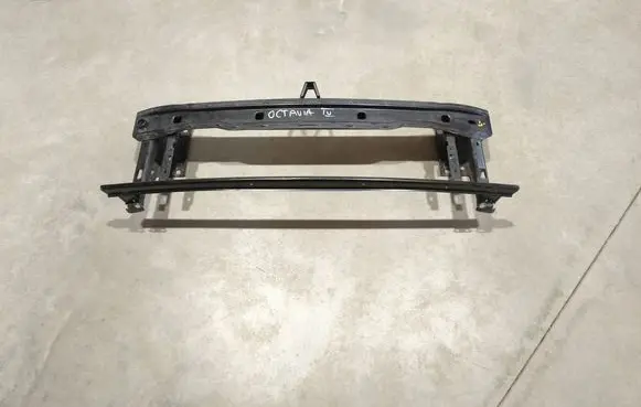 Skoda Octavia Mk4 Front bumper cross member 5E3807109