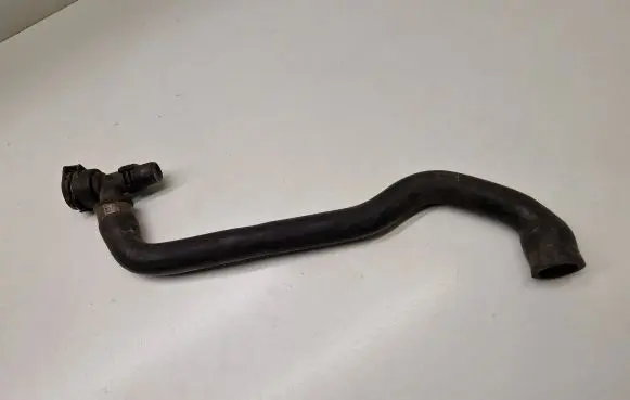 BMW 7 E38 Engine coolant pipe/hose 1711381