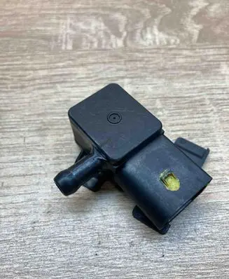 BMW 3 E90 E91 Exhaust gas pressure sensor 7805152